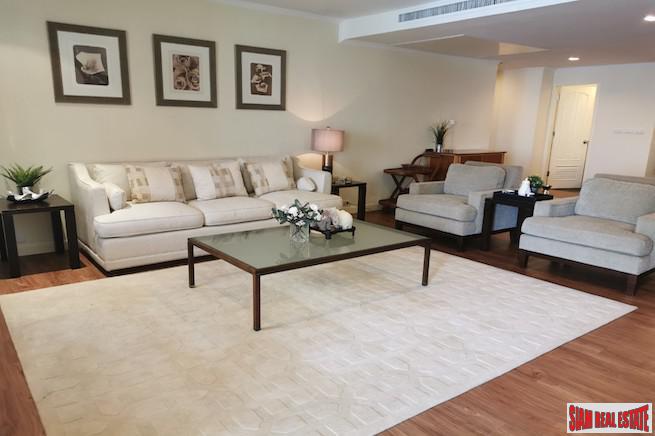 Las Colinas | Elegant & Spacious Two Bedroom Condo for Rent in Asoke-2