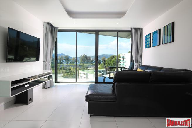 Absolute Twin Sands | Fantastic One Bedroom Penthouse with 180 Degree Sea Views for Sale in Patong-4