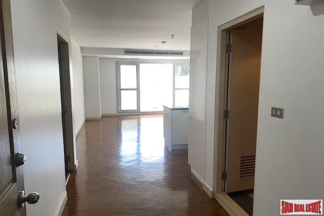 Baan Sukhumvit 36 | Large Two Bedroom Condo for Rent in Thong Lo with Unblocked City Views
