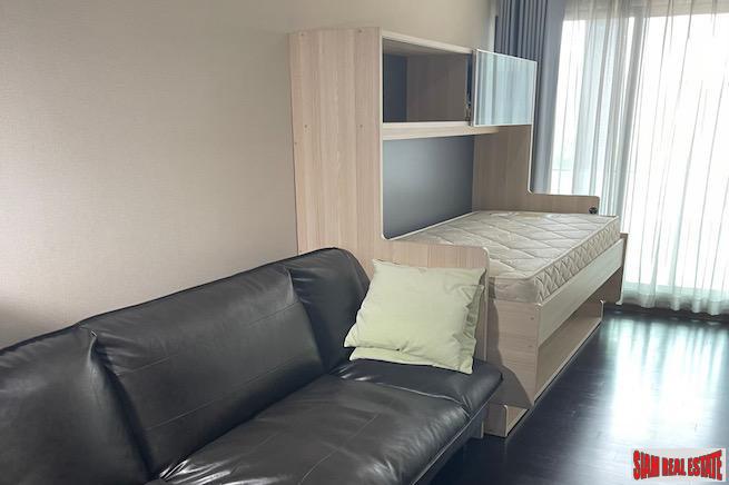 Noble Remix Sukhumvit 36 | Newly Renovated One Bedroom Condo for Sale in a Great Location - Building Connected to BTS Thong Lo-16