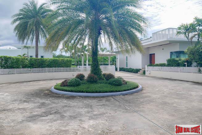 Lagoon Garden | Prestigious Four Bedroom Family House For Rent Near Distinguished Boat Lagoon