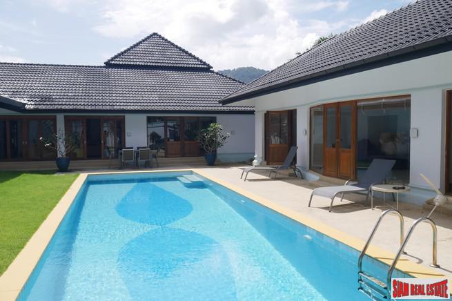 Loch Palm Courtyard | Glorious Five Bedroom Home with a Private Pool for Sale-3