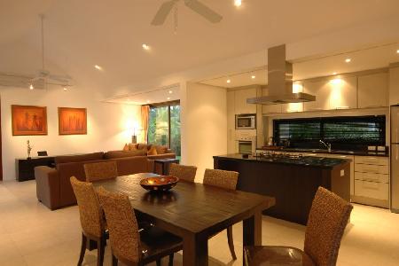 Rawai Villas | Contemporary 2 Bedroom Pool Villa for Rent in Rawai