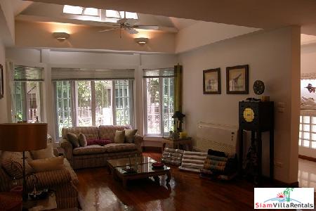 Spectacular Six Bedroom, Newly Renovated House for Rent, 500 sqm Residence at Sukhumvit 39-2