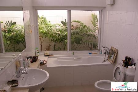 Spectacular Six Bedroom, Newly Renovated House for Rent, 500 sqm Residence at Sukhumvit 39