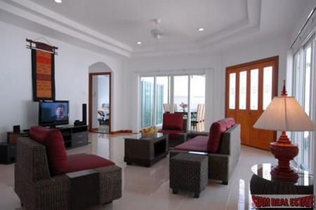 Tamarind Villas | Classy Four Bedroom House with Private Swimming Pool For Long Term Rent at Chalong