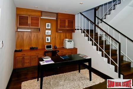 Grove Gardens Townhome | Modern Sea View 3 Bedroom Townhome on Golf Course in Cape Yamu-15