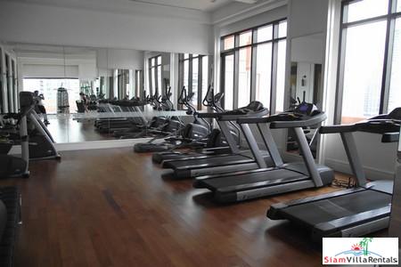 One Bedroom Apartment in Contemporary, Spanish-Style Complex on Sukhumvit 22-2