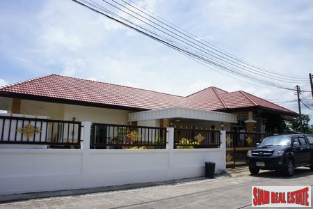 Sun Palm Village | Five Bedroom House with Pool in Gated Chalong Community-17
