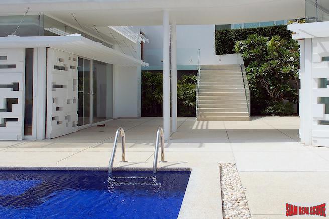 The Bay Yamu | Luxury Five Bedroom Modern Tropical Pool Villa for Sale-14